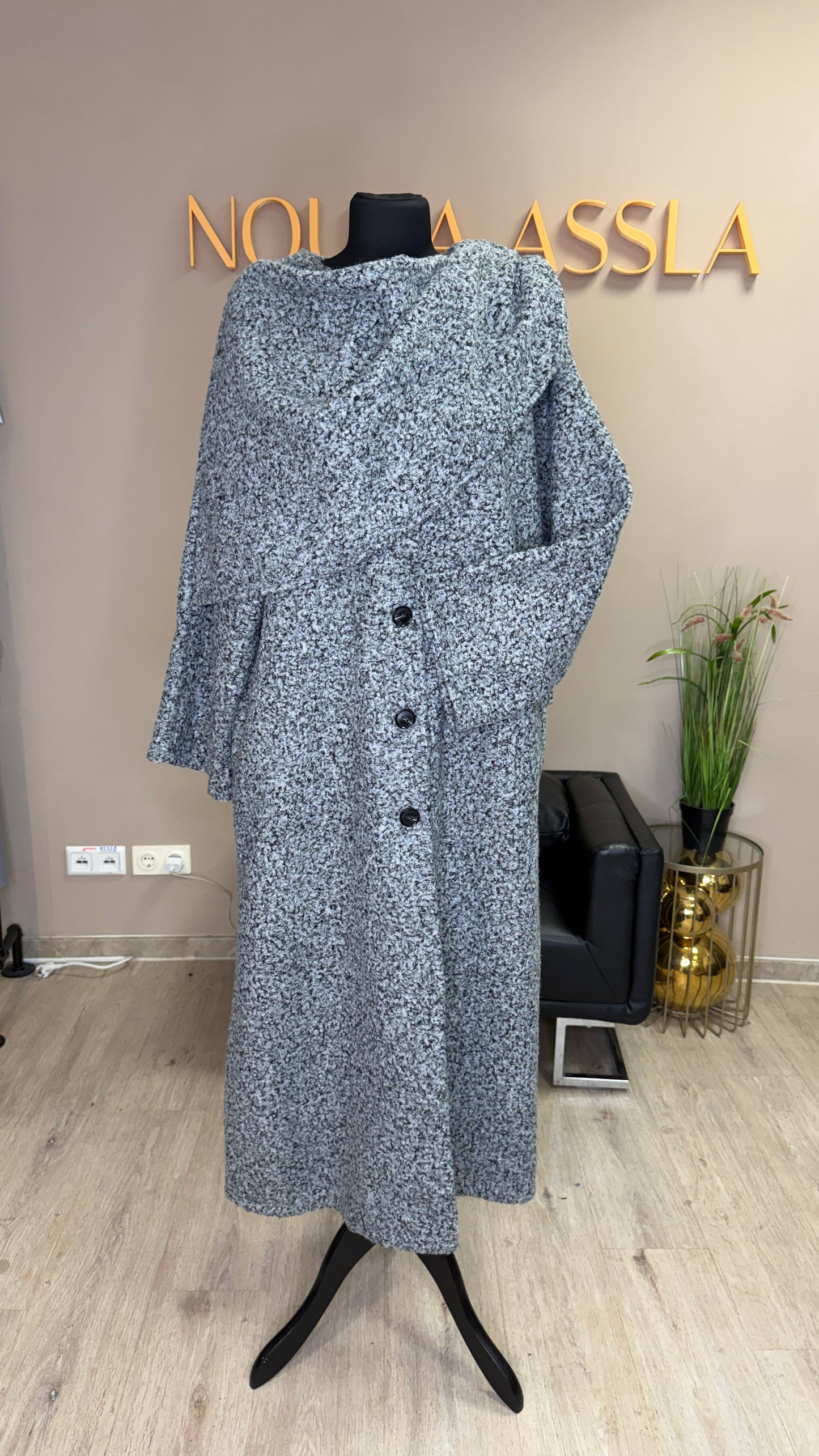 Mantel mit integriertem Schal