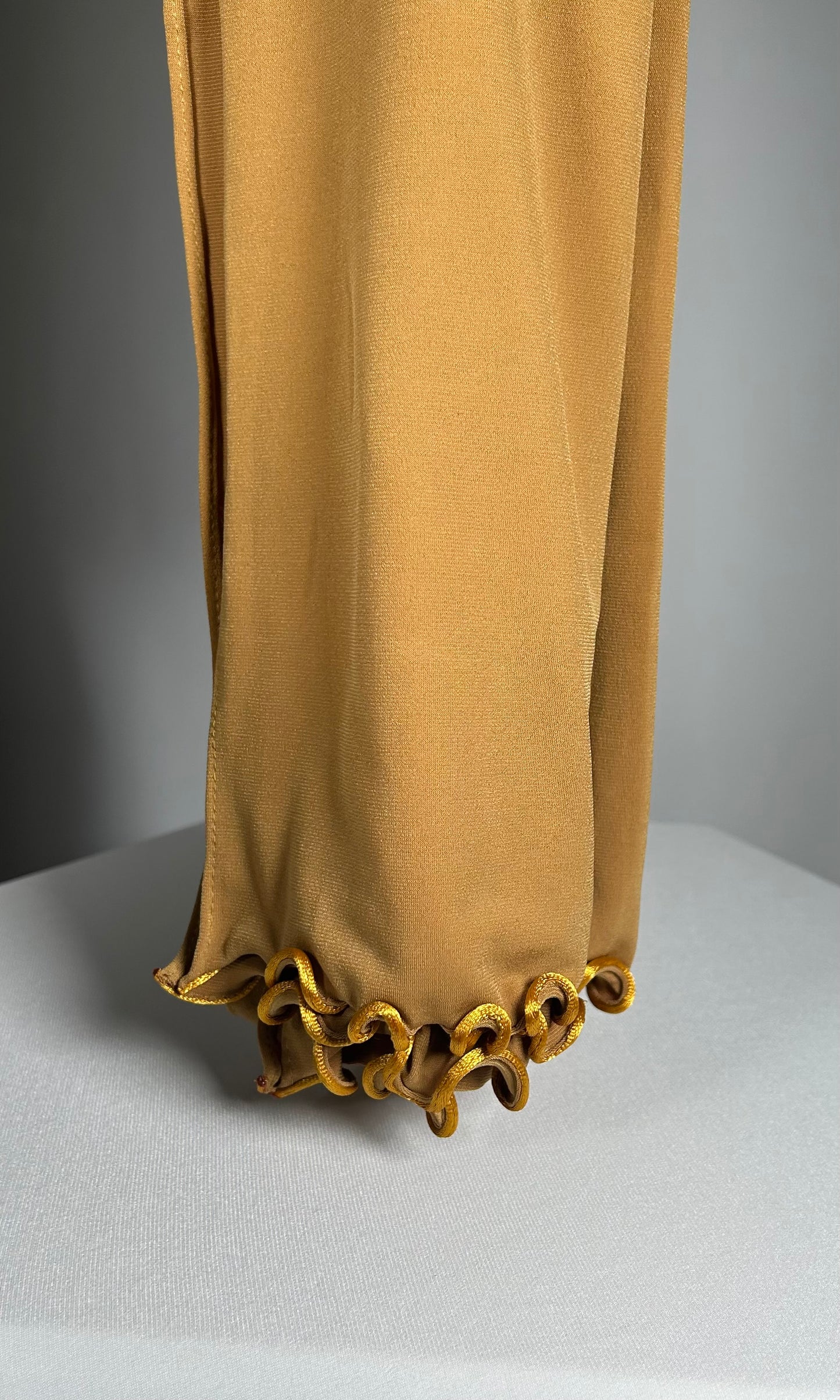 Premium Jersey Hijab mit Welle